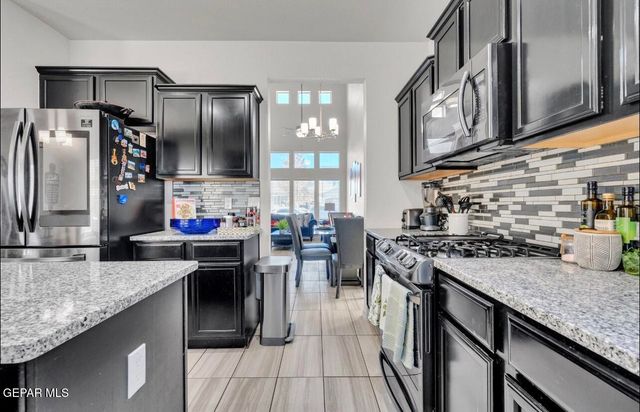 1432 Melania Martinez Drive, El Paso, TX 79928