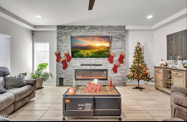 1432 Melania Martinez Drive, El Paso, TX 79928