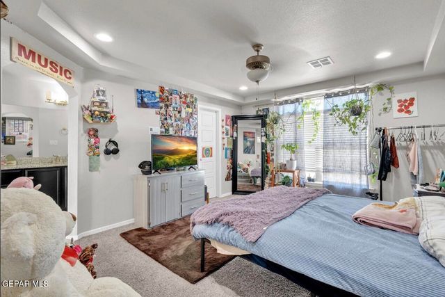 1432 Melania Martinez Drive, El Paso, TX 79928