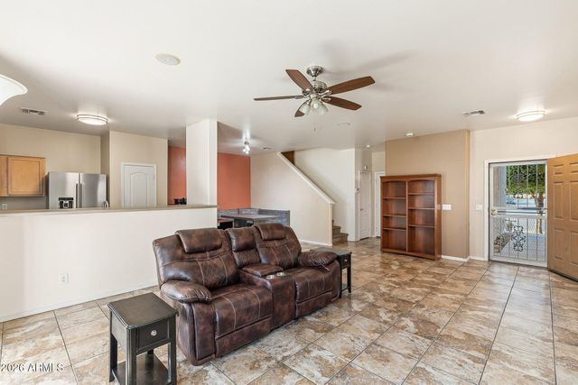 10793 N 70TH Avenue, Peoria, AZ 85345