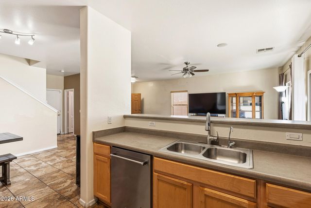 10793 N 70TH Avenue, Peoria, AZ 85345