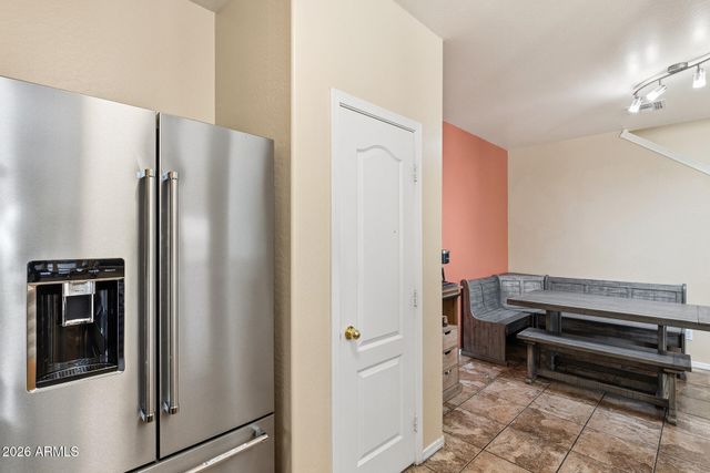 10793 N 70TH Avenue, Peoria, AZ 85345