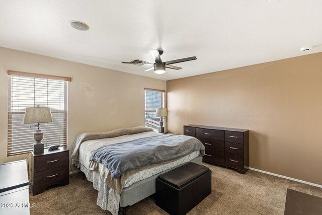 10793 N 70TH Avenue, Peoria, AZ 85345