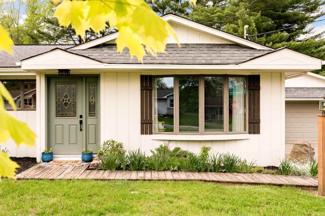 811 Shady Lane, Warsaw, IN 46580