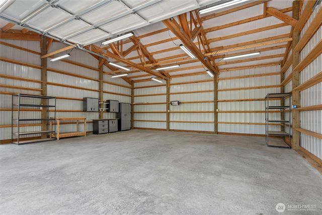 39229 278th Way SE, Enumclaw, WA 98022