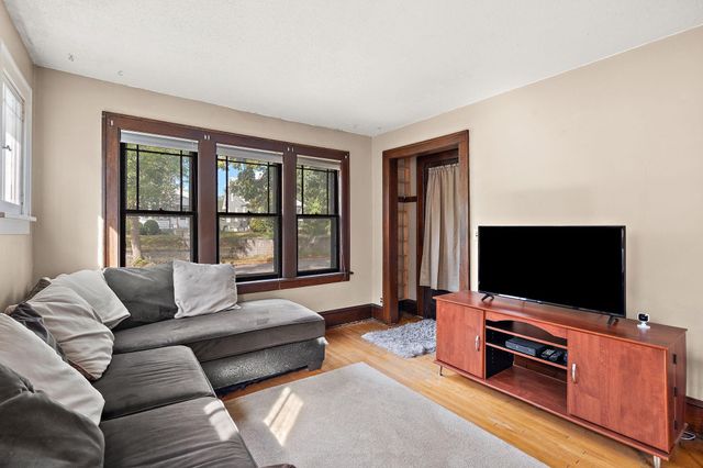 3403 25th Avenue S, Minneapolis, MN 55406