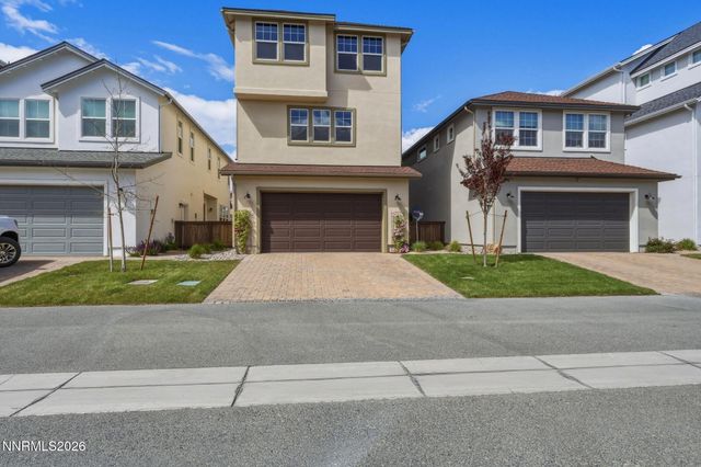 1369 Grove Street, Carson City, NV 89701