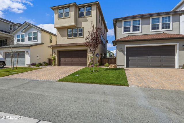 1369 Grove Street, Carson City, NV 89701