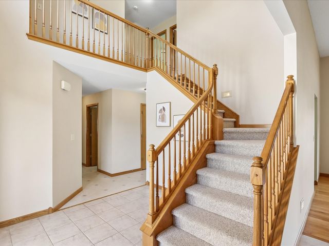 4200 Creekview Drive, Marion, IA 52302