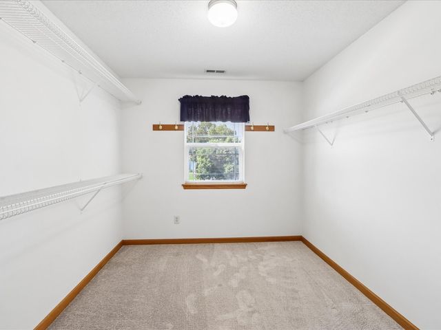 4200 Creekview Drive, Marion, IA 52302