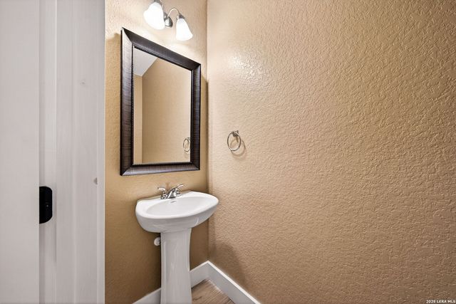 724 Saddle Canyon, Cibolo, TX 78108