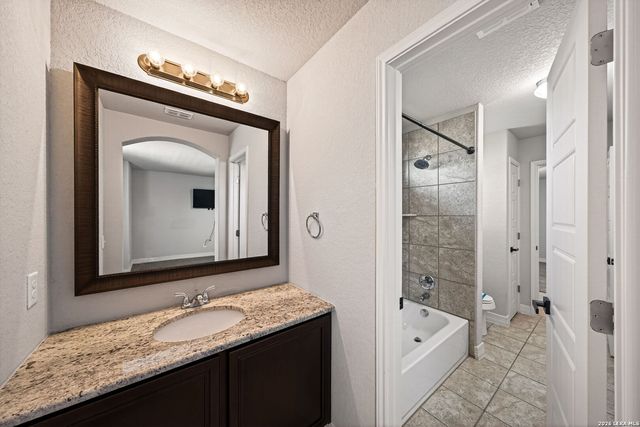 724 Saddle Canyon, Cibolo, TX 78108