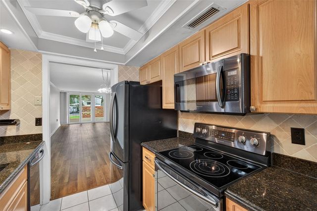 1012 PEARCE DRIVE 110, Clearwater, FL 33764