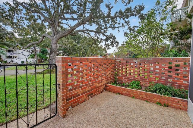 1012 PEARCE DRIVE 110, Clearwater, FL 33764