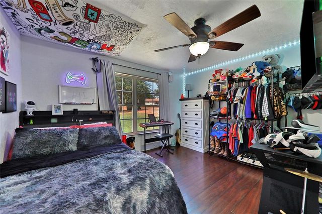 19800 Woodridge Drive, Newalla, OK 74857