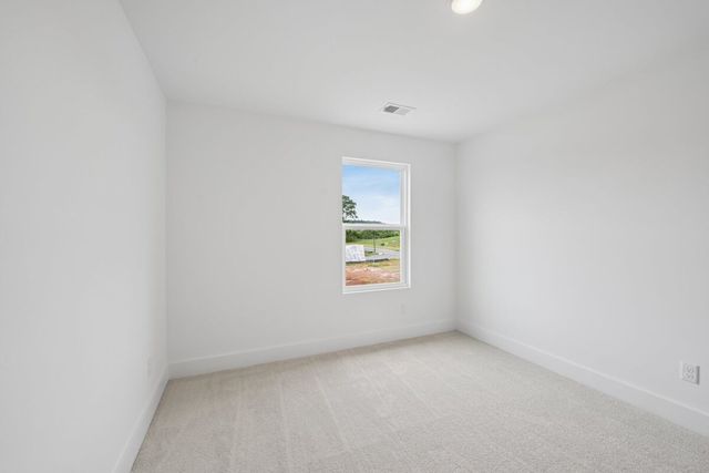 2575 Peaceful Valley Dr, Columbia, TN 38401