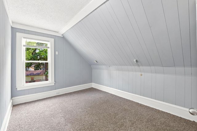3014 Russell Avenue N, Minneapolis, MN 55411