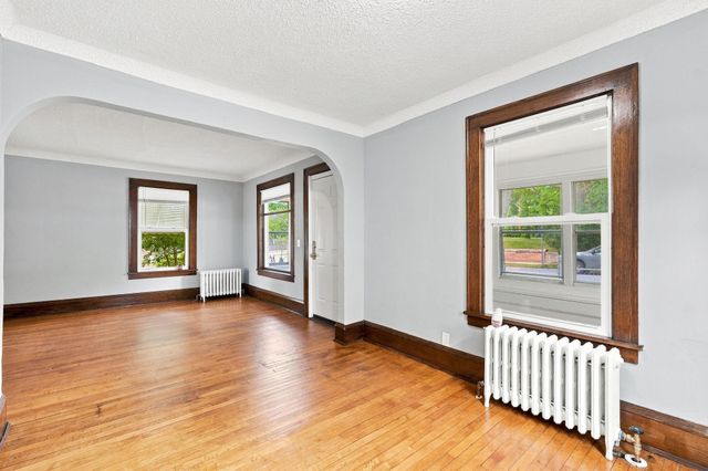 3014 Russell Avenue N, Minneapolis, MN 55411