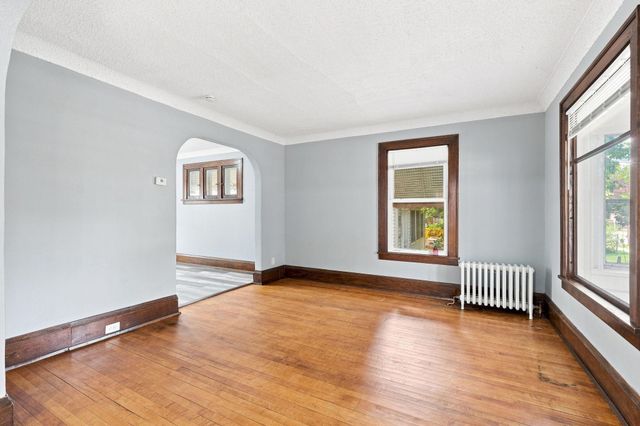 3014 Russell Avenue N, Minneapolis, MN 55411