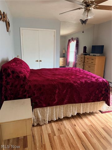 15381 Howe Road, Strongsville, OH 44136