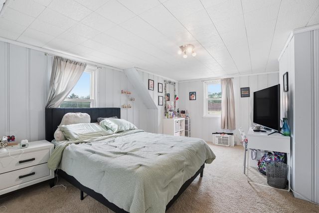 7436 Magoun Avenue, Hammond, IN 46324
