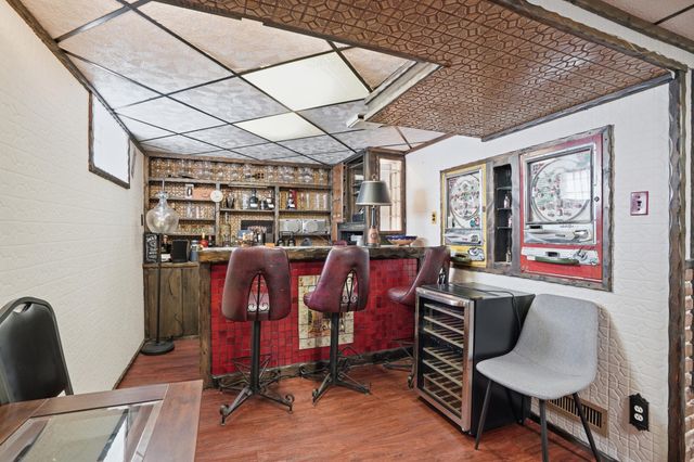 7436 Magoun Avenue, Hammond, IN 46324