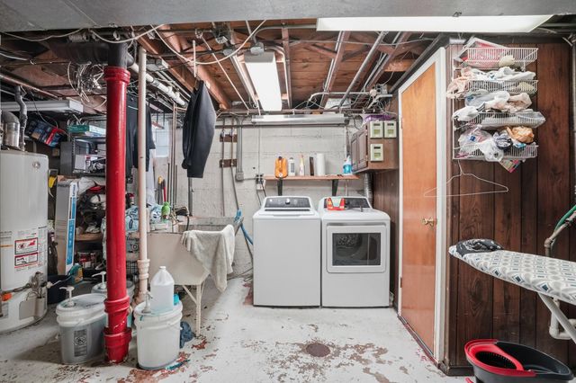 7436 Magoun Avenue, Hammond, IN 46324