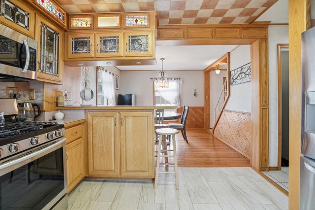 7436 Magoun Avenue, Hammond, IN 46324