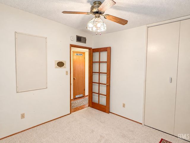 2304 Otto Lane, Bakersfield, CA 93308