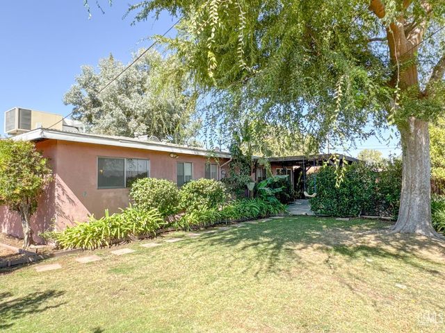 2304 Otto Lane, Bakersfield, CA 93308