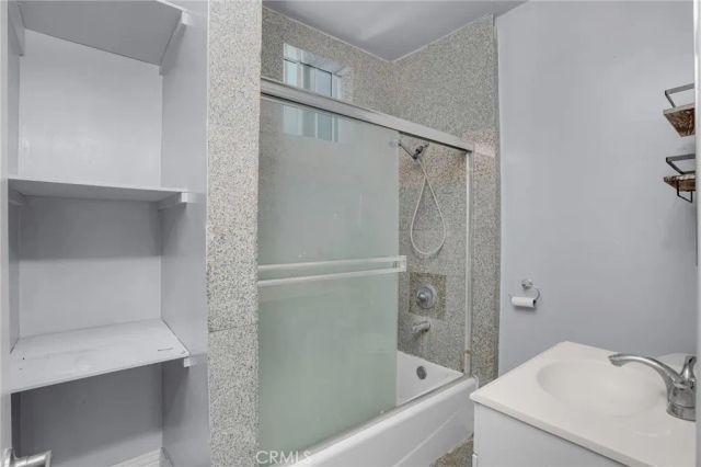 914 W 41st, Los Angeles, CA 90037