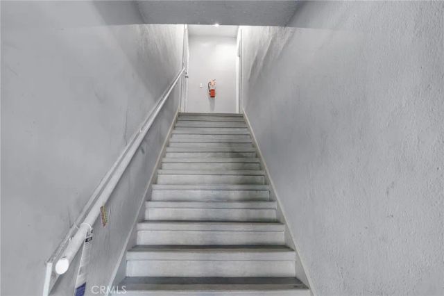 914 W 41st, Los Angeles, CA 90037