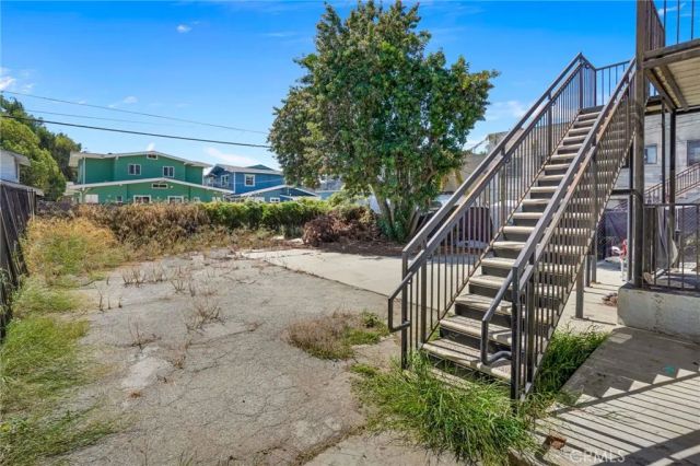 914 W 41st, Los Angeles, CA 90037