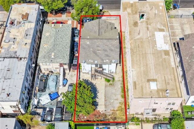 914 W 41st, Los Angeles, CA 90037