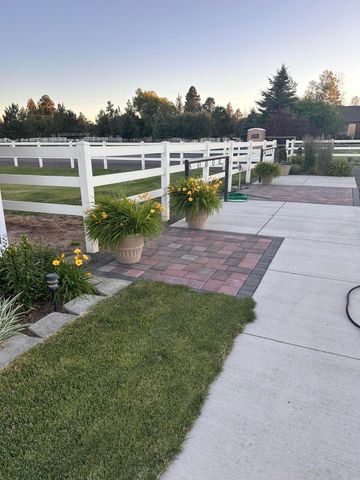 61416 Cougar Trail, Bend, OR 97701