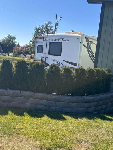 61416 Cougar Trail, Bend, OR 97701