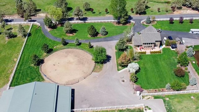 61416 Cougar Trail, Bend, OR 97701