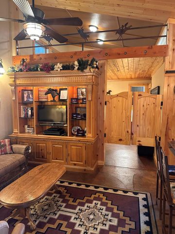 61416 Cougar Trail, Bend, OR 97701