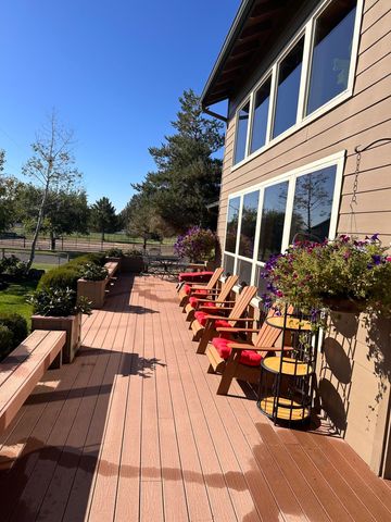 61416 Cougar Trail, Bend, OR 97701