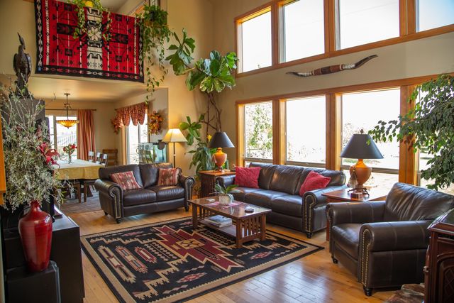 61416 Cougar Trail, Bend, OR 97701