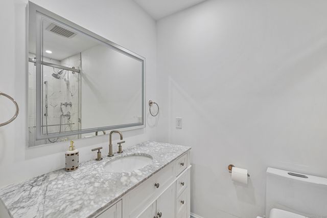 205 Main Street 36, New Canaan, CT 06840