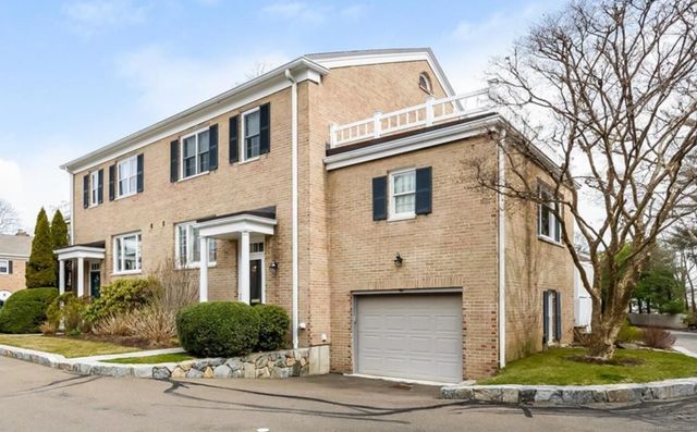 205 Main Street 36, New Canaan, CT 06840
