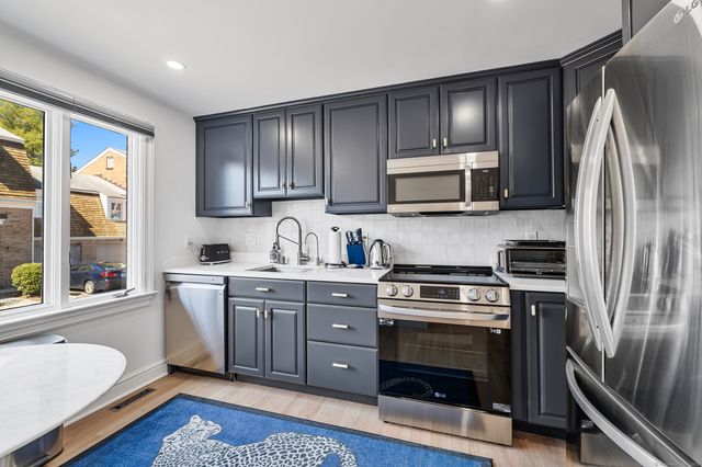 205 Main Street 36, New Canaan, CT 06840