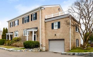 205 Main Street 36, New Canaan, CT 06840