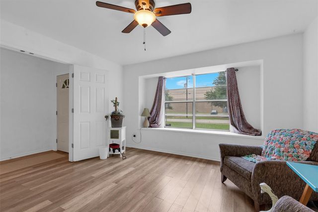 208 Gerald Street, Willis, TX 77378