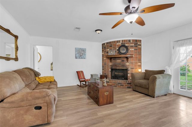 208 Gerald Street, Willis, TX 77378