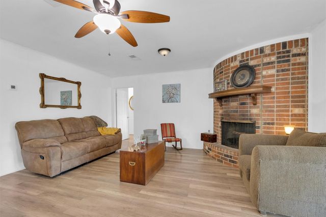 208 Gerald Street, Willis, TX 77378