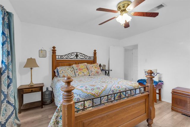 208 Gerald Street, Willis, TX 77378