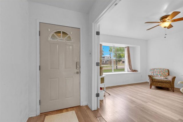 208 Gerald Street, Willis, TX 77378
