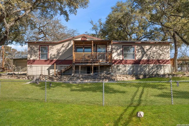 397 Ridgeview, Canyon Lake, TX 78133